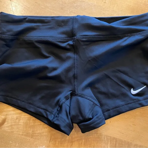 Nike Dri-FIT black volleyball Shorts - Picture 5 of 5